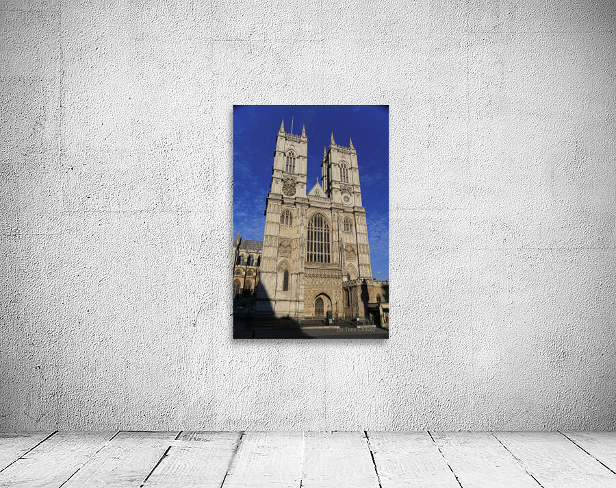 Store London 5L3A1473 Wall Preview