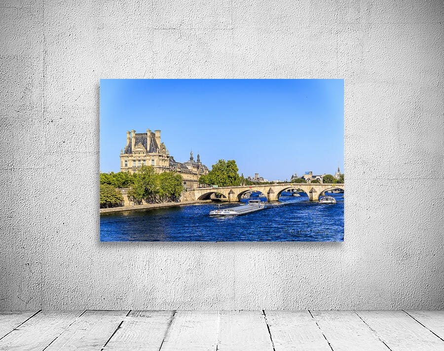 Store Paris 5L3A2792 Wall Preview