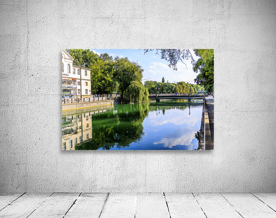 Store Munich  5L3A4491 Wall Preview