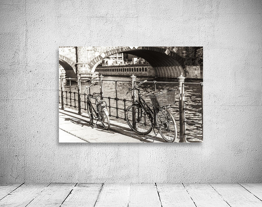 Store Berlin 5L3A3211 Wall Preview