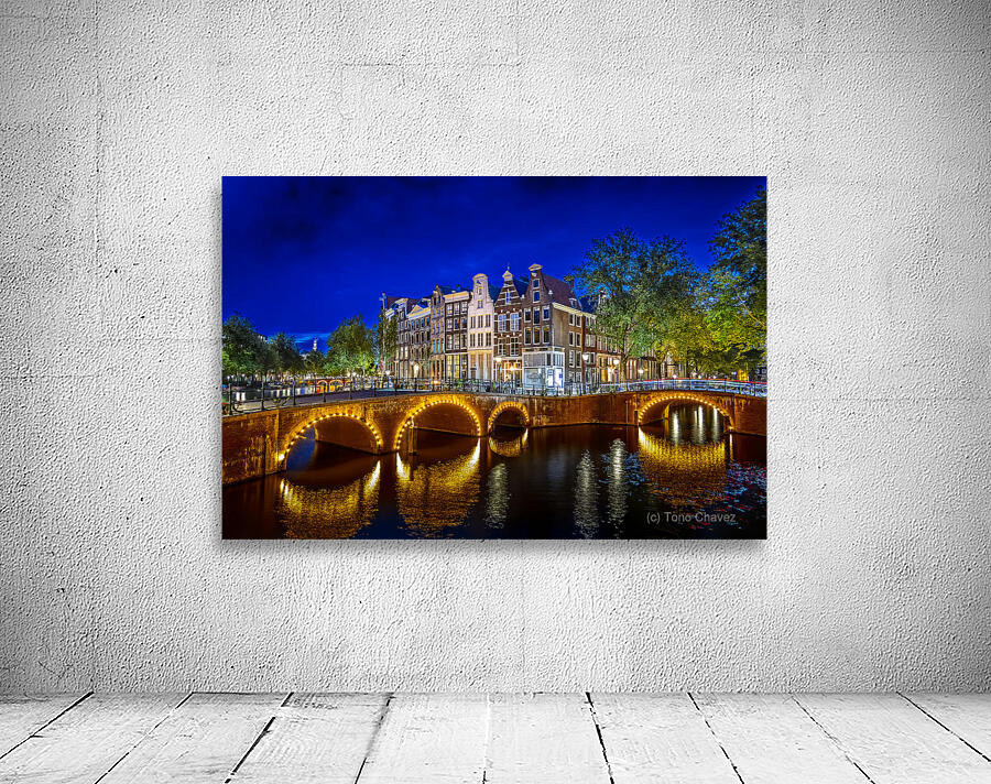 Holland E2A9896 Wall Preview