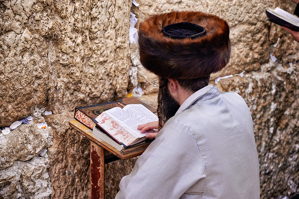 Prayers at the wailing wall in jerusalem israel Digital Download