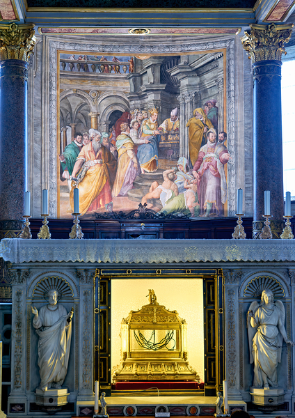 Visit to san pietro in vincoli and the reliquary of st peter Digital Download