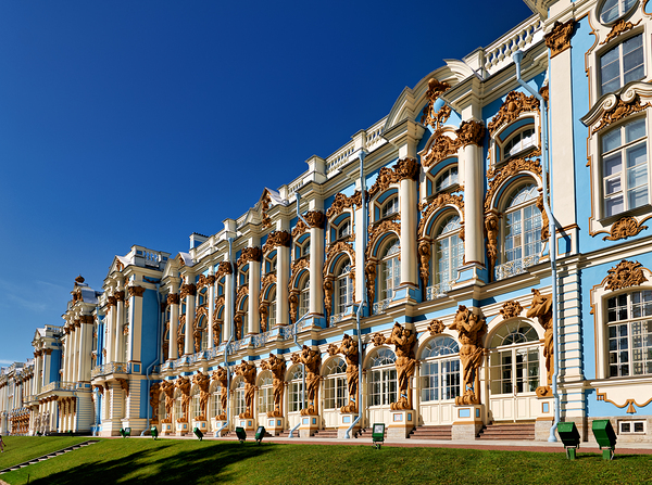 St. Petersburg shows Catherine Palace in clear sunlight Digital Download