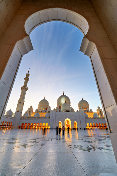 Visit to Sheikh Zayed Grand Mosque during evening light Digital Download