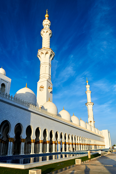 Visit to the iconic Sheikh Zayed Grand Mosque in Abu Dhabi Digital Download