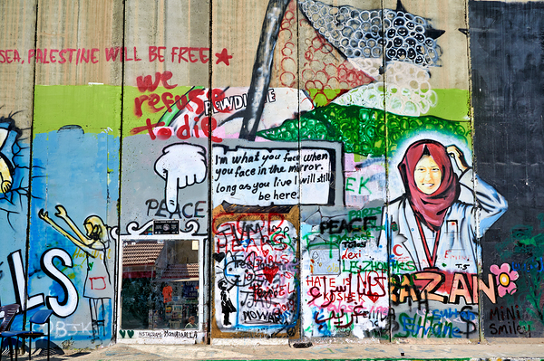 Wall murals in Bethlehem show art and messages in Jerusalem Digital Download