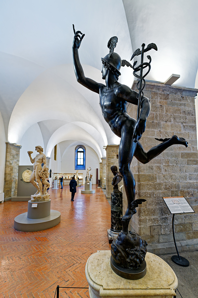 Sculptures at Museo Nazionale del Bargello in Florence Italy Téléchargement Numérique
