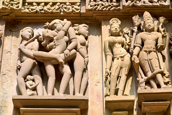 Khajuraho temples: Madhya Pradeshs erotic sculptures Digital Download