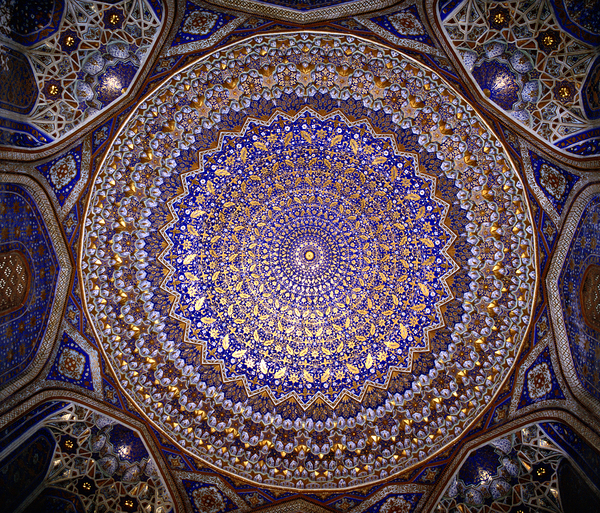 Ceiling design in a Samarkand building Uzbekistan Roll Print