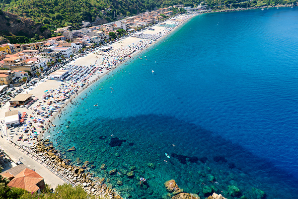 Leisure time at Marina Grande beach in Scilla Calabria Italy Téléchargement Numérique