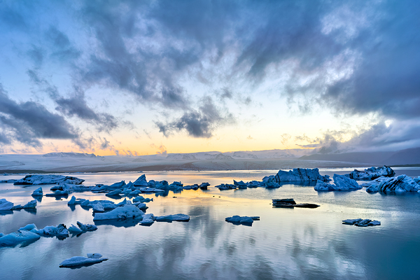 Midnight scenes at Jokulsarlon glacier lagoon in Iceland Digital Download