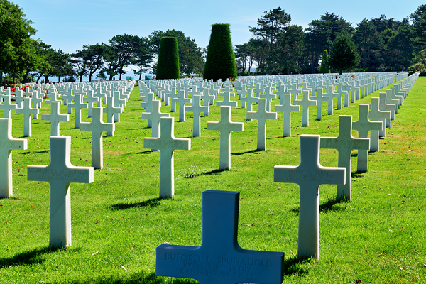 Grave markers at Normandy American Cemetery in Colleville sur Me Digital Download