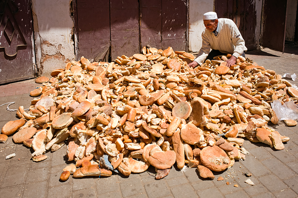 Morocco Meknes. Collecting loaf of bread Digital Download