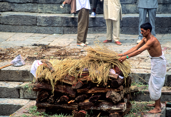 Nepal. Kathmandu. Cremation in Pashupatinath Digital Download