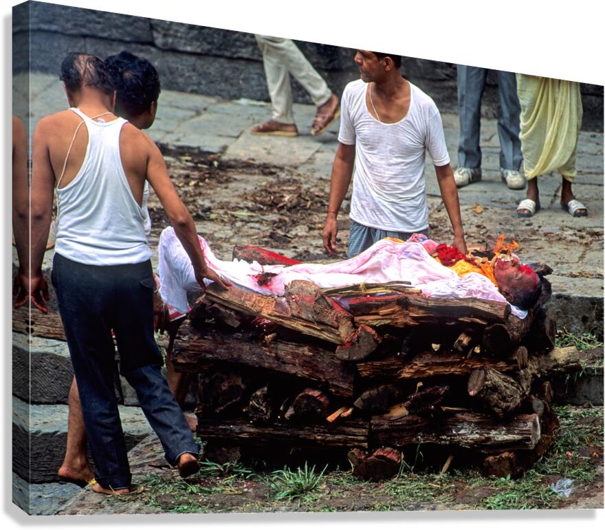 Nepal. Kathmandu. Cremation in Pashupatinath