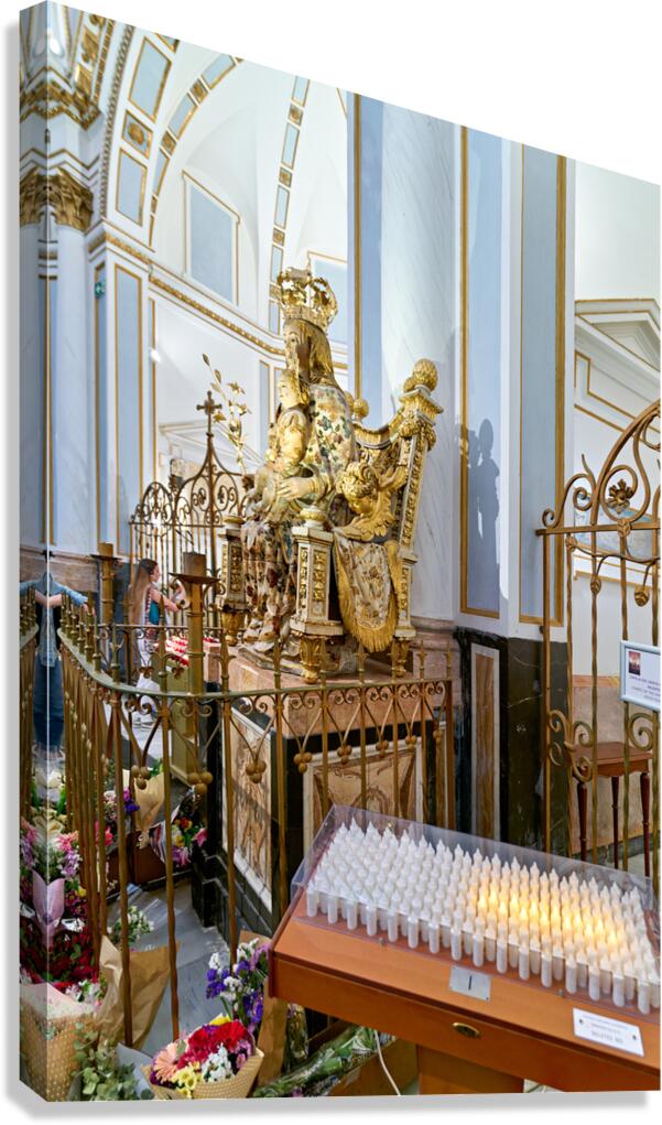Visit to Valencia Cathedral with candles and statue of Virgin Ma