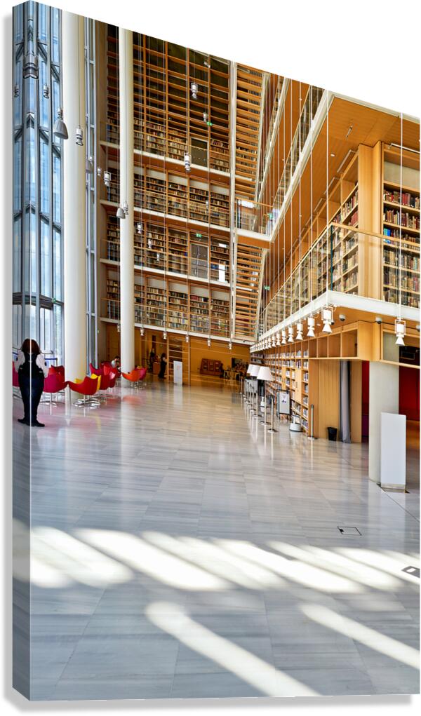 Visiting the national library at Stavros Niarchos Center