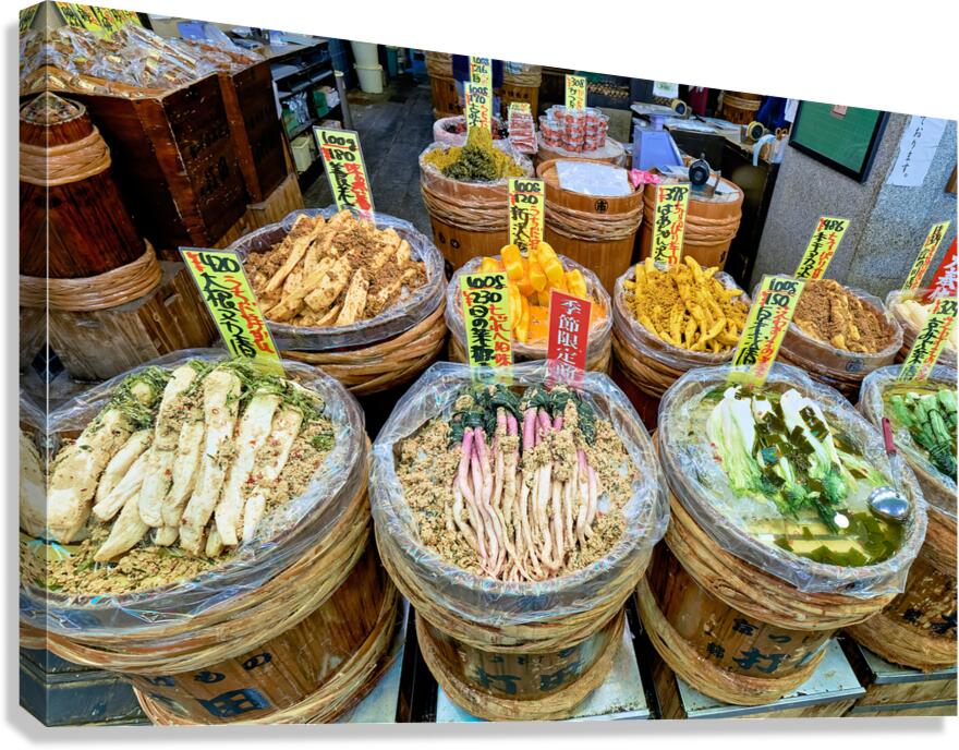 Discovering food stalls at Nishiki Market in Kyoto Japan