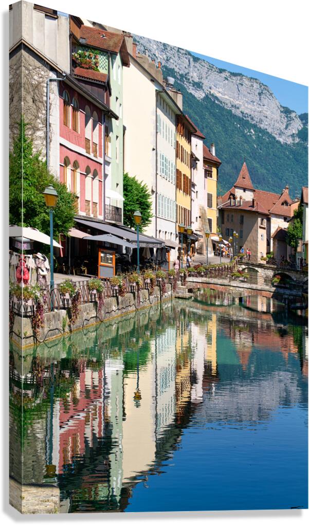 Visit to Thiou River in Annecy France during sunny weather