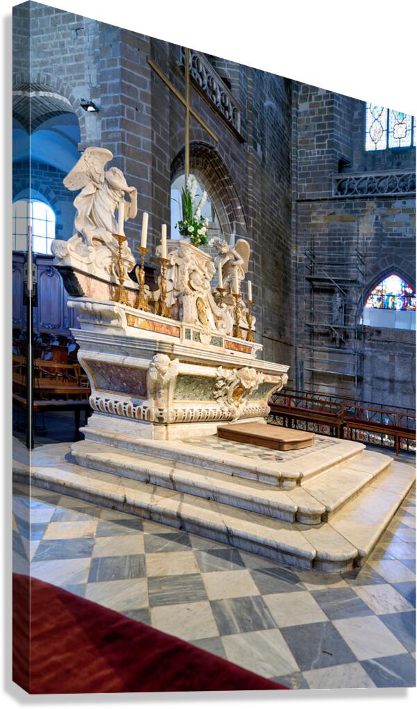Saint Pierre Cathedral altar in Vannes Brittany during daylight