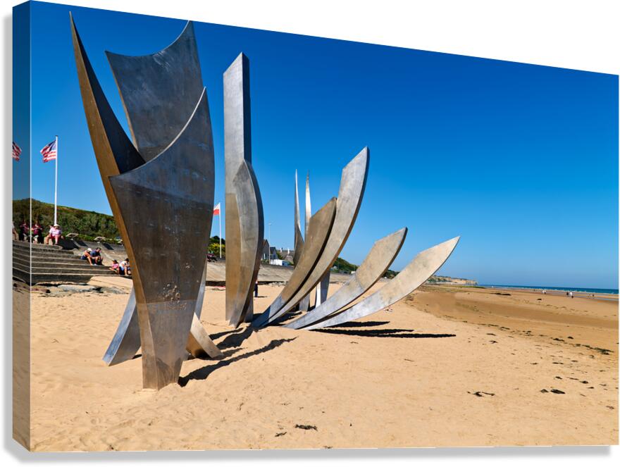Omaha Beach memorial honors those who served in Normandy