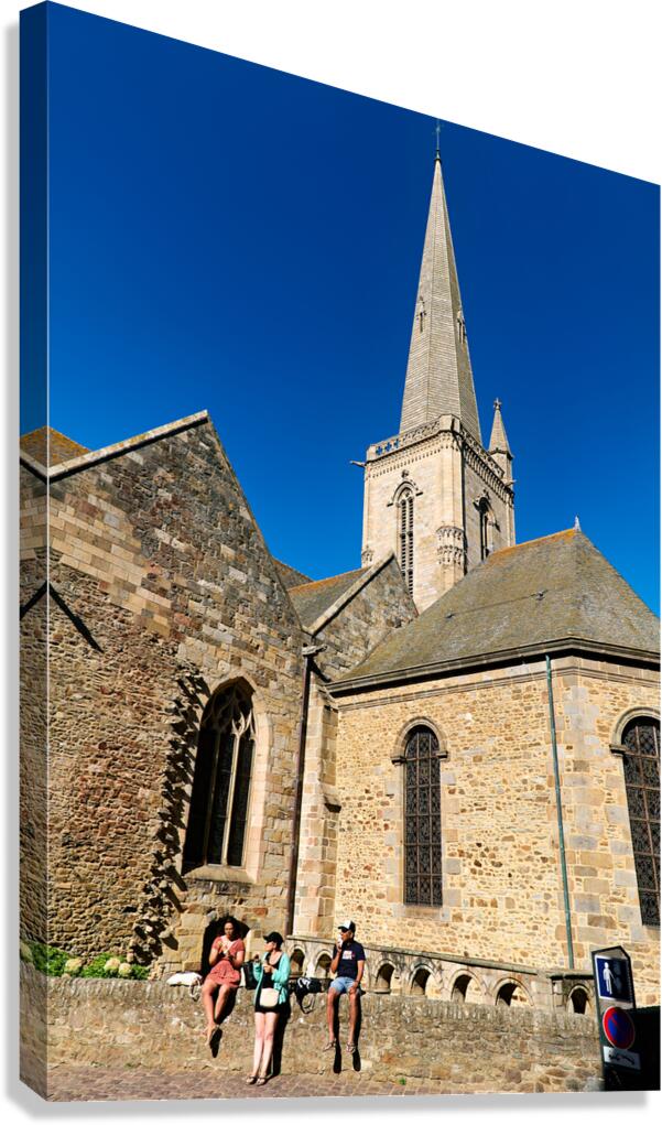 Visitors enjoying time near Cathedral Saint Vincent in Saint Mal