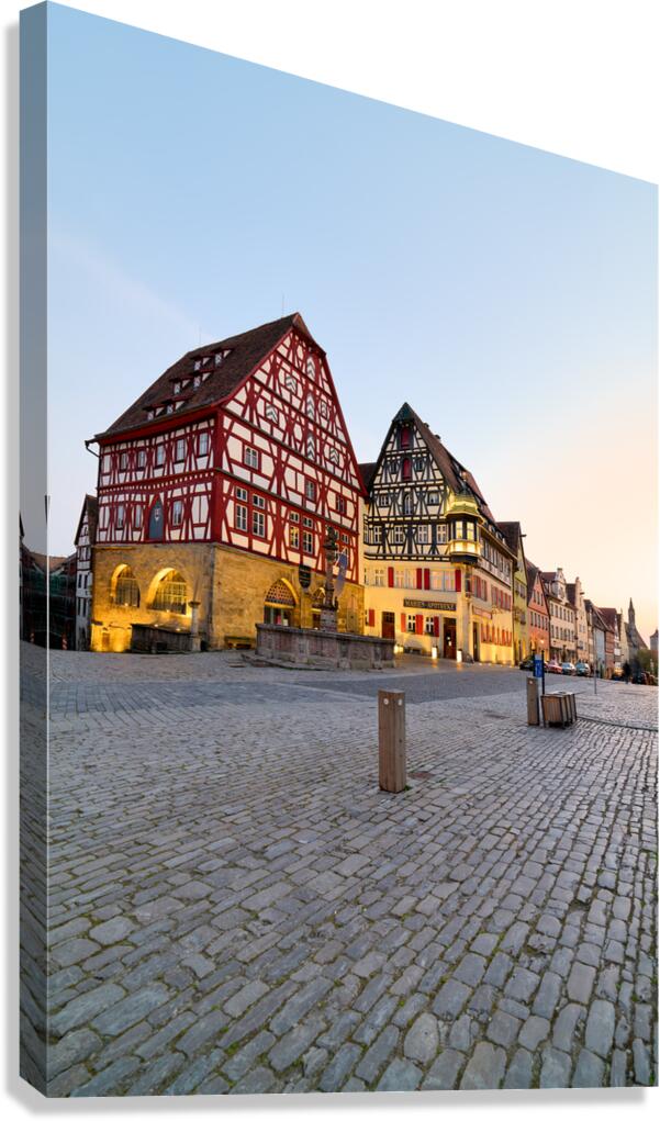 Sunset at jagstheimer haus and georgsbrunnen rothenburg
