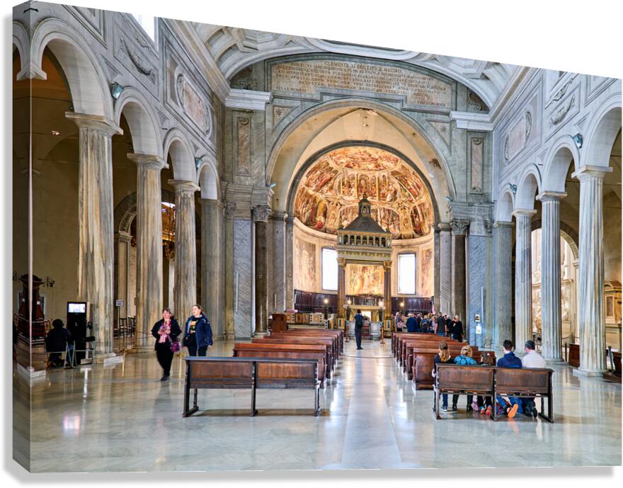 Visit San Pietro in Vincoli in Rome Italy with many visitors ins