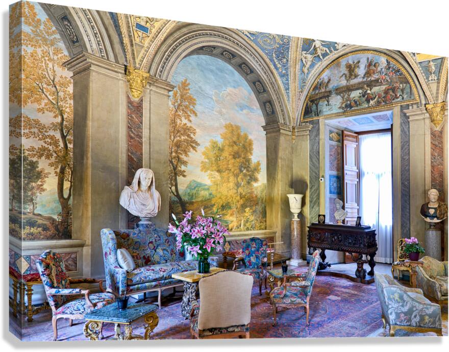 Visit to the princess isabelle apartment in colonna art gallery 