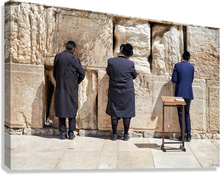 Orthodox Jews praying at the Wailing Wall in Jerusalem