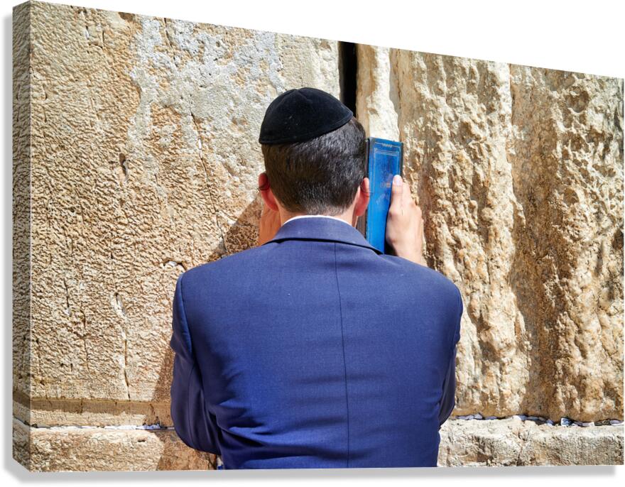 Orthodox Jews praying at the Wailing Wall in Jerusalem