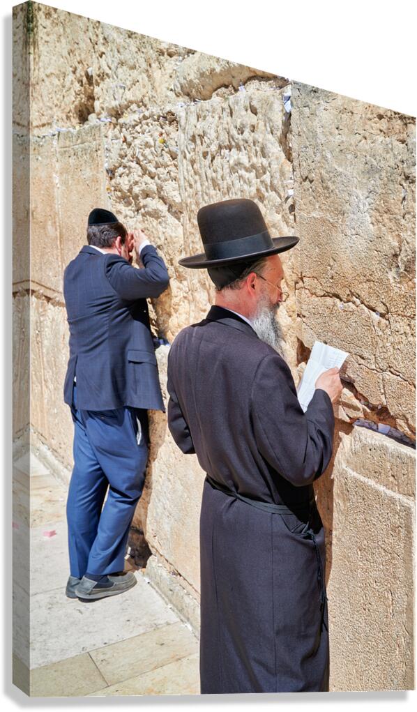 Orthodox Jews praying at the Wailing Wall in Jerusalem