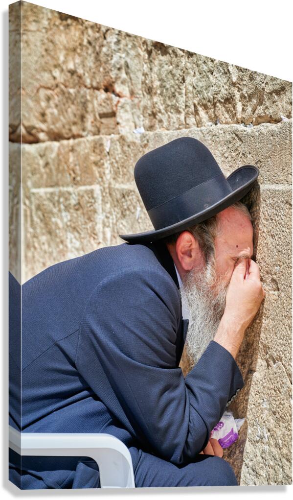 Orthodox Jews pray at the Wailing Wall in Jerusalem