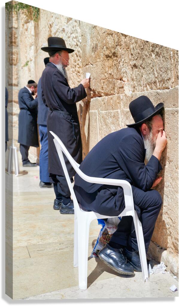 Orthodox Jews pray at the Wailing Wall in Jerusalem