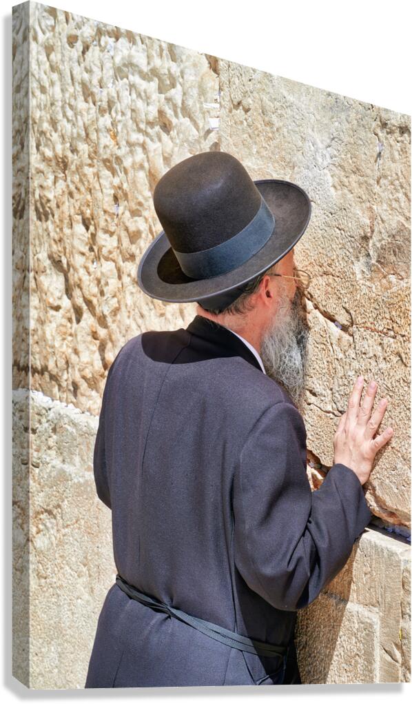 Orthodox Jews praying at the Wailing Wall in Jerusalem