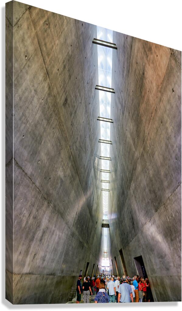 Visitors honor Holocaust memory at Yad Vashem Jerusalem