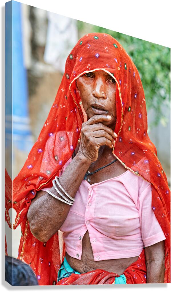 Portrait of woman in traditional dress from Mandawa Rajasthan