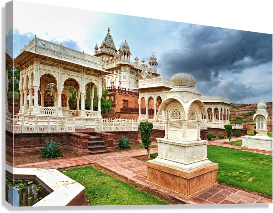 Jaswant Thada in Jodhpur features stunning architecture and gard