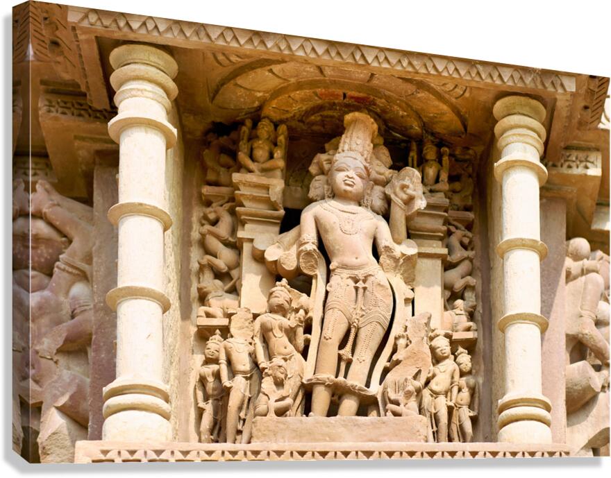 Hindu temples in Khajuraho display intricate sculptures and carv
