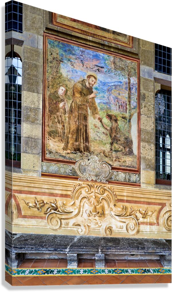 Visit the cloister of the Clarisses in Santa Chiara Basilica Na