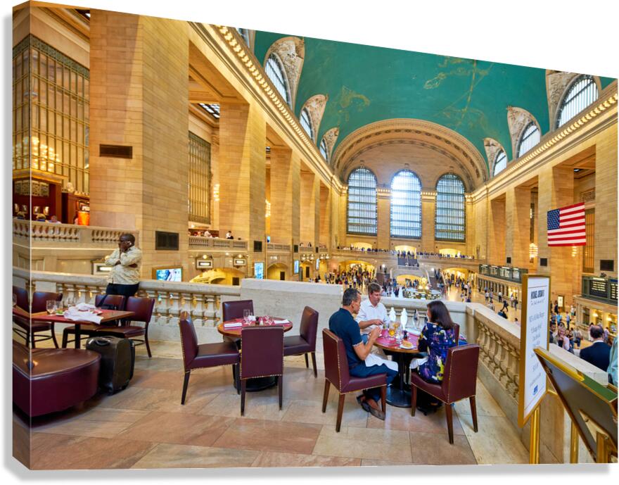 Dining at a restaurant in Grand Central Terminal in Manhattan