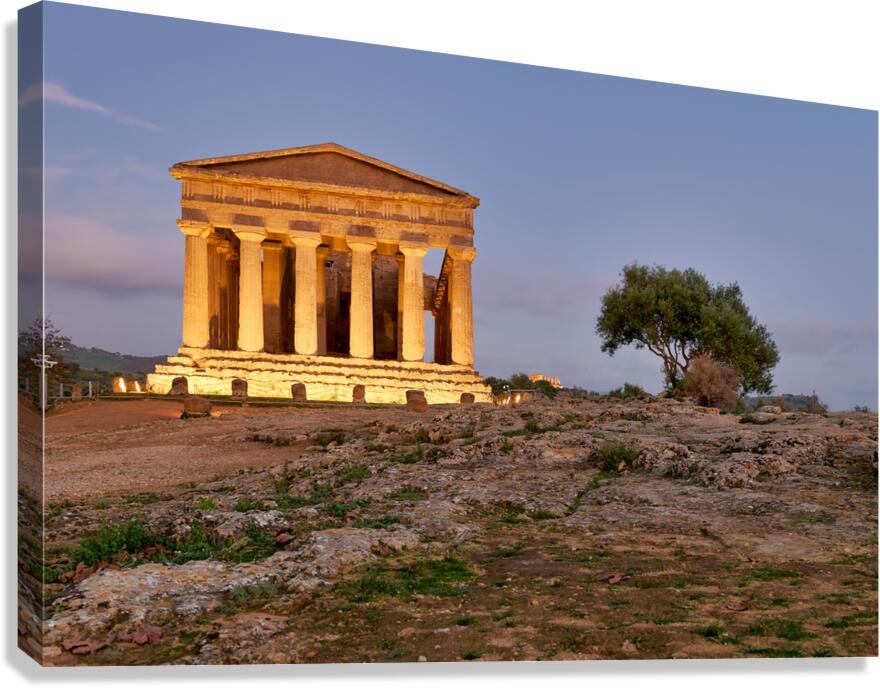 Visit Concordia Temple in Agrigentos Valle dei Templi