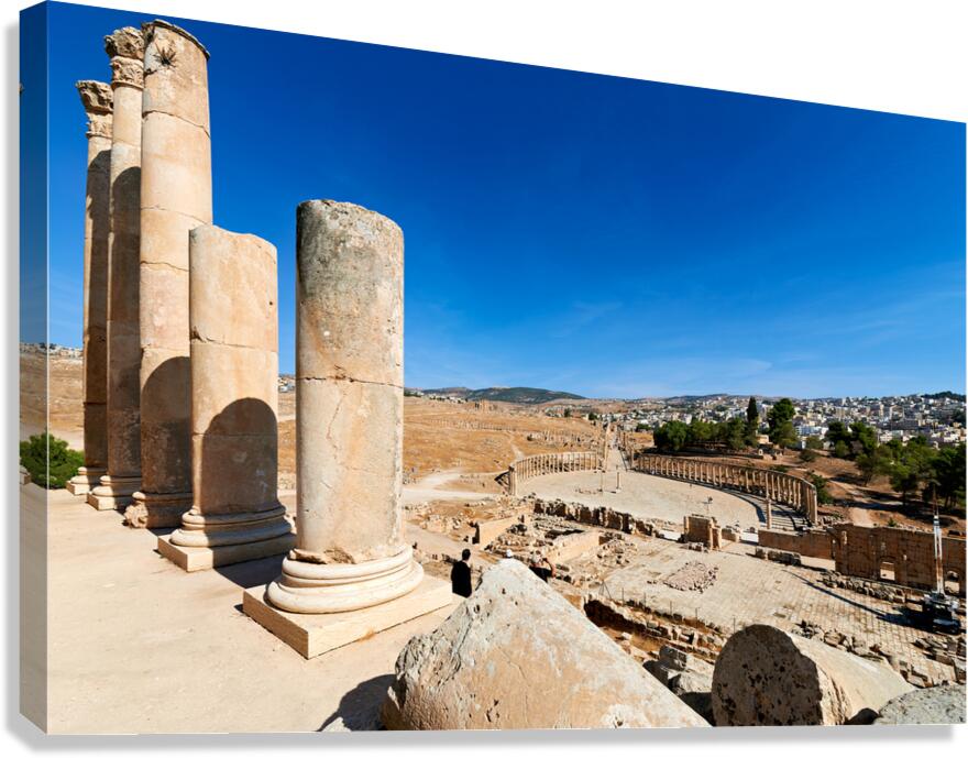 Exploring the ancient ruins of Gerasa in Jordan