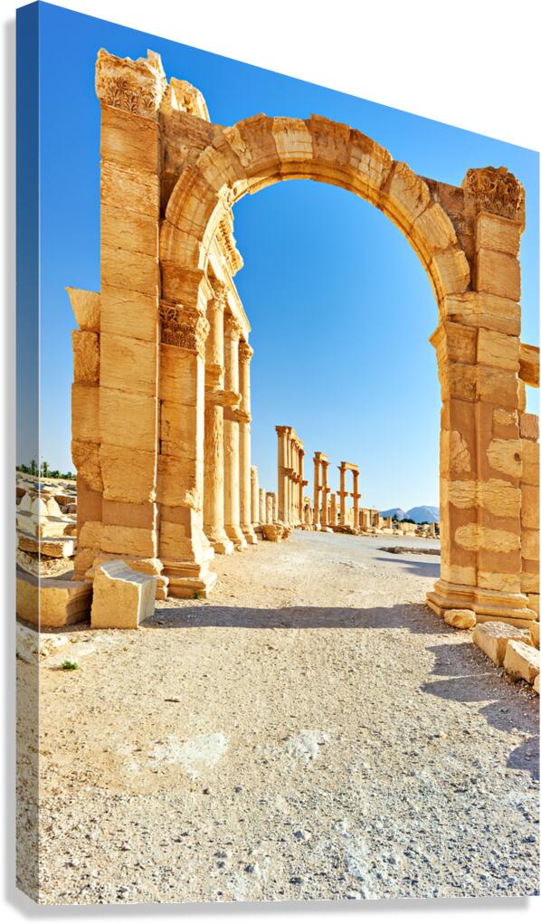 Ancient ruins of Palmyra show great colonnade and monumental arc