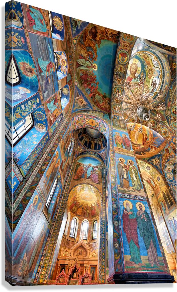 Visiting the church of the savior on spilled blood