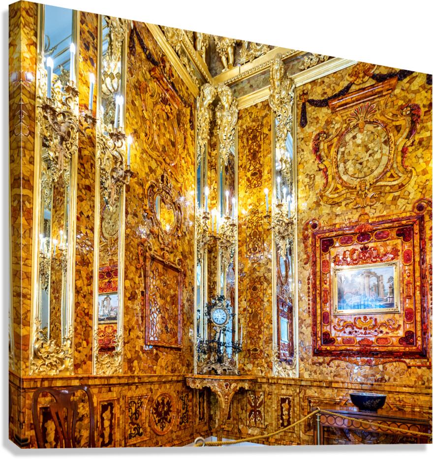 Amber Room interior of Catherine Palace St. Petersburg
