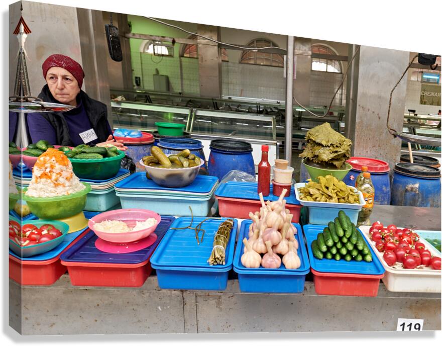 Market scene at Kuznechnyy Rynok in St. Petersburg