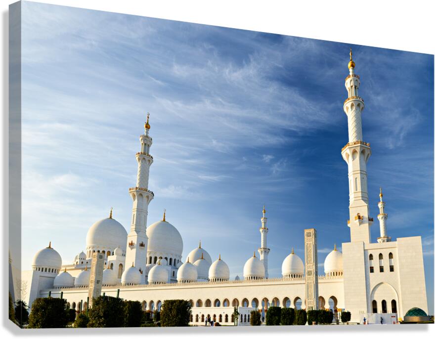 Visit to the iconic Sheikh Zayed Grand Mosque in Abu Dhabi