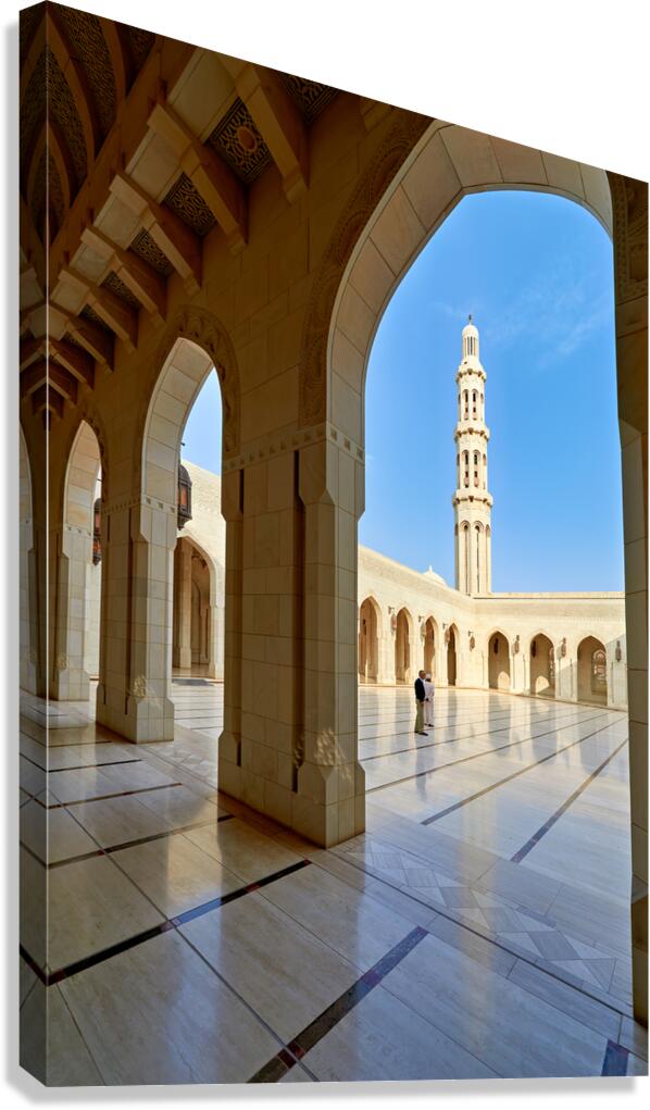 Tour of sultan qaboos grand mosque in muscat oman